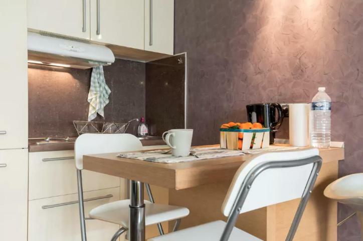 Quiet Studio With A Big Balcony Ница Екстериор снимка